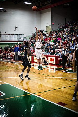 2013 LCHS Basketball vs SHG-32