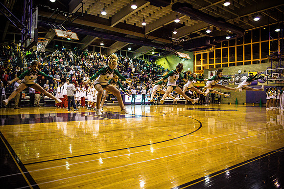 2013 LCHS Boys Basketball vs UHigh-3