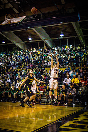 2013 LCHS Boys Basketball vs UHigh-6