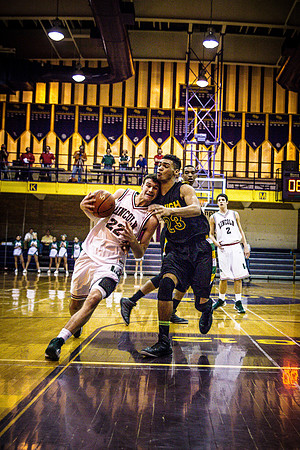 2013 LCHS Boys Basketball vs UHigh-12