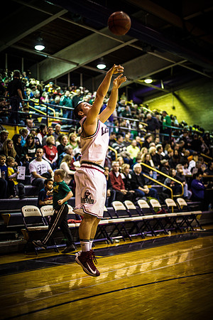 2013 LCHS Boys Basketball vs UHigh-37